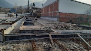 Kemalpaşa’ya bir modern kiraz alım merkezi daha