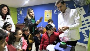 Konaklı çocuklar bilimi eğlenerek öğreniyor
