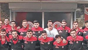 Transferde ilgi odağı olan kulübün elinde sadece 2 oyuncu kaldı!