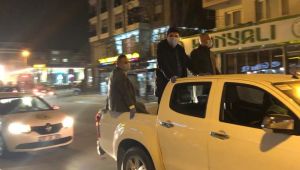 Başkan Kılıç’tan gece mesaisi: Araca bindi sokakları ilaçladı