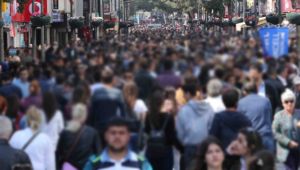 Başkan Soyer'den 60 yaş üstündeki İzmirlilere önemli çağrı