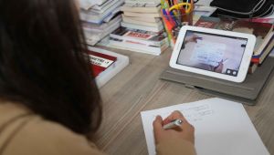 Bayraklı’da uzaktan eğitim başladı