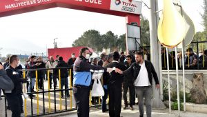 Bornova Belediyesi'nden Nakliyeciler sitesine neşter!  Zabıta ve Emniyet girişleri kısıtladı