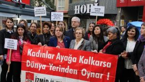 CHP İzmir Kadın kollarından 8 Mart açıklaması! Balcı "Kadınları susturamazsınız, korkutamazsınız"