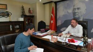 Çiğli’de bir ilk! Görme engelliler için kabartmalı yemek menüsü!