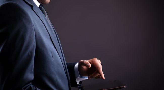 Corona fırsatçılarına karşı İzmir iş dünyası dolandırıcılara savaş açtı!