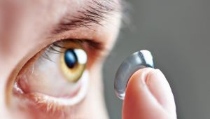 Coronovirüs için uzmanlardan önemli uyarı! "Lensten uzak durun"