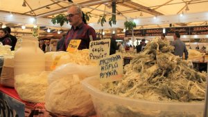 Erzurum'un küflü peyniri Korona virüse meydan okuyor