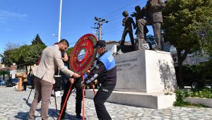 Foça’da Çanakkale zaferi anma töreni