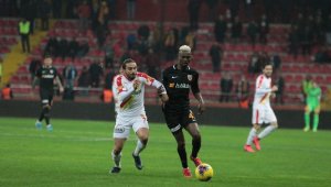 Göz Göz fırsat tepti