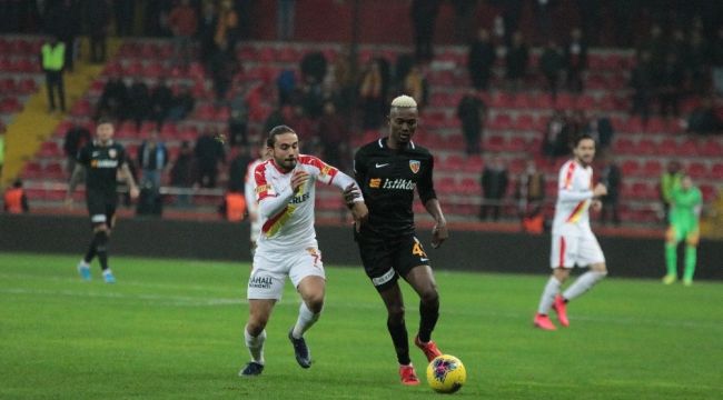 Göz Göz fırsat tepti