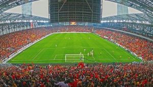 Göztepe Gürsel Aksel'e doyamadı!