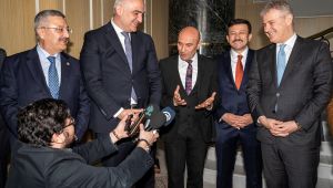 İzmir'de zirvenin adı 'Çeşme'