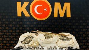 İzmir merkezli 3 ilde sahte para operasyonu: 7 gözaltı kararı