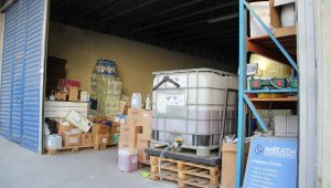 İzmir'de korona fırsatçılarına darbe: 1 ton sahte dezenfektan ele geçirildi