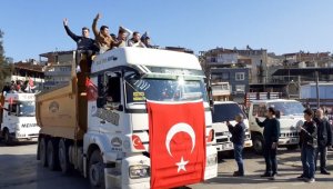 İzmir'de şehitlere saygı konvoyu