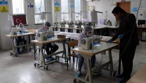 Meslek Liseliler ayda 2 milyon cerrahi maske üretecek