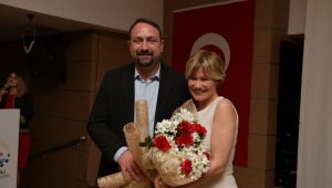 Tuluhan Tekelioğlu Çiğli’de