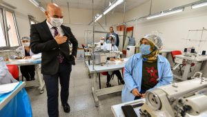 Başkan Tunç Soyer'den sağlıkçılar için çalışan emekçilere teşekkür! “Elinize, emeğinize sağlık”