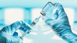 Corona aşısında yeni gelişme! İlaç devi tarih verdi