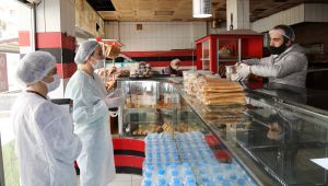 Gaziemir’de ekmek fırınlarına koronavirüs denetimi