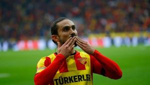 Göztepe'de Halil'e Avrupa kancası!