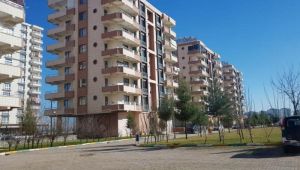 Komşuları korona virüse yakalanınca oy birliği ile bakın ne yaptılar...