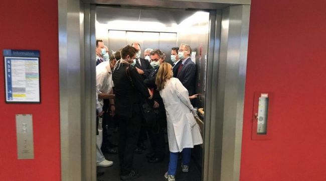 O ülkede tepki çeken görüntü! Vatandaşı uyarıyorsunuz ama...