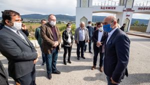 Başkan Soyer'den Kınık’a koronavirüs ziyareti! Gıda ve iftar paketleri dağıtıldı!