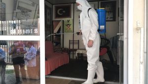 Başkan Yılmazlar, berber ve kuaförleri yalnız bırakmıyor