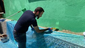 CHP’li gençlerden camii onarımı