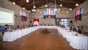 COVİD-19 ile mücadelede yeni adım! İzmir Turizm Hijyen Kurulu oluşturuldu