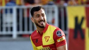 Deniz Kadah Göztepe'de kalmak istiyor