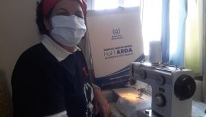 Gaziemirli kadınlardan maske seferberliği