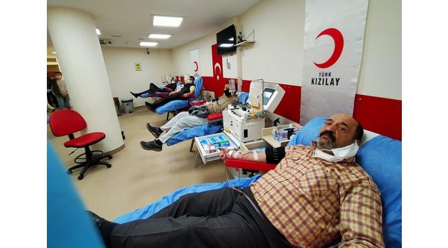 İzmir'de kan stokları kritik seviyenin altına düştü