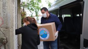 Menderes’te ihtiyaç sahipleri unutulmadı! Hedef 5 bin gıda kolisi