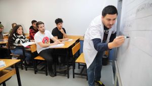 Bayraklı'da BAYSEM yeni öğrencilerini seçiyor