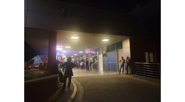 İzmir'de bıçaklı kavga: 1 ağır yaralı