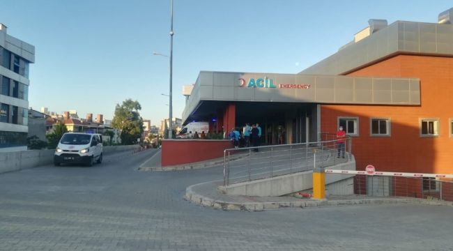 İzmir'de sokakta yürüdüğü esnada vurulan kişi ağır yaralandı