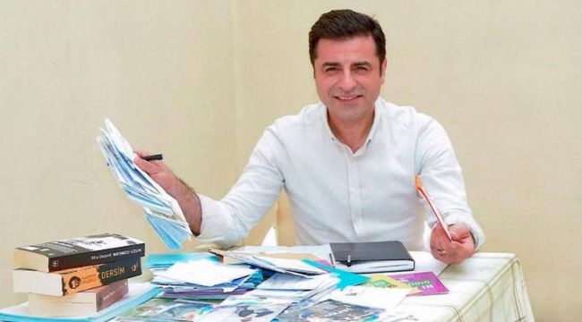 Selahattin Demirtaş'tan HDP'nin yürüyüşü hakkında açıklama: '82 milyon olarak el ele verme çağrısıdır'