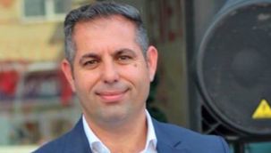 Atatürk’ü taştan adama benzeten: O isim hakkında inceleme!