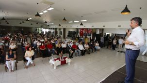 Başkan Sandal Belediye çalışanlarıyla bayramlaştı: 