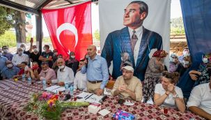 Başkan Soyer'den Menderesli çiftçilere büyük destek