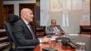 Başkan Soyer Fikir Önderleri Forumu'nda projelerini anlattı!