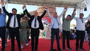 Başkan Soyer toplu sözleşme töreninde müjdeyi verdi 