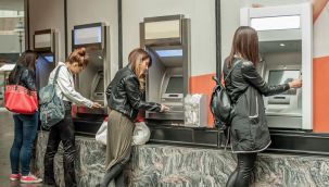 Borçlanan vatandaş sayısı 6 ayda 140 milyar lira artışla 720 milyara ulaştı! 'Bu borç nasıl ödenecek'