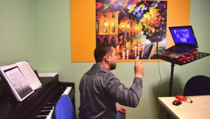 Bornova Belediyesi fark yaratıyor: Hobi kurslarında 'Online' dönem!