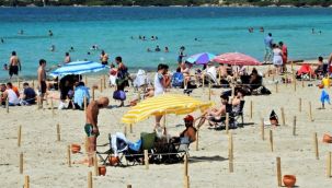 Ege plajlarında hafta sonu yoğunluğu!