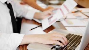 Eski Çalışma ve Sosyal Güvenlik Bakanı uyardı: Memurun kıdem tazminatına da el konulacak