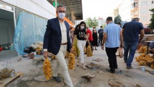 Gaziemir'den ihtiyaç sahiplerine patates yardımı!